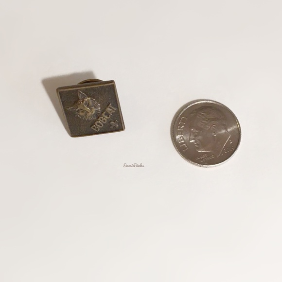 Vintage BSA BOBCAT Uniform Lapel Pin Collectable ~ Vtg 90s Boy Scouts - Picture 6 of 7